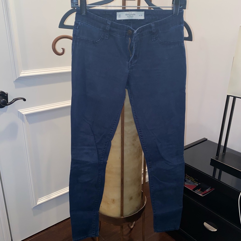 Abercrombie 00 navy soft chinos